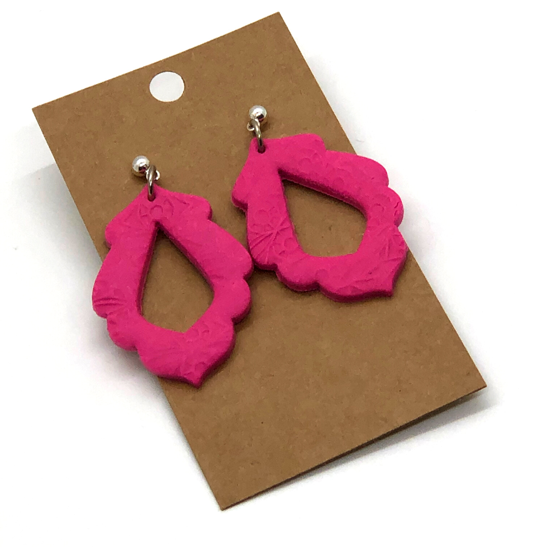 Pink Calista Dangle Earrings